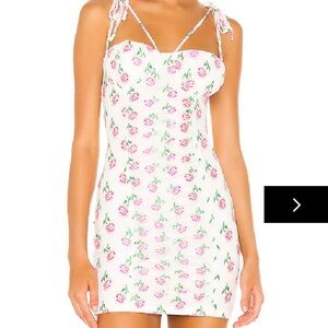 daria mini lace floral dress by Super down Bodycon Graduation Prom School Dance